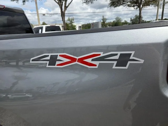 2025 Chevrolet Silverado 2500HD LT - Photo 11