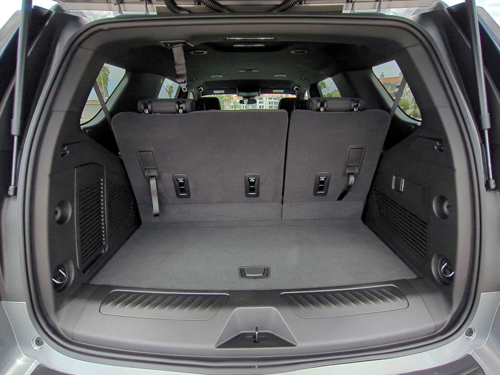 2026 Chevrolet Tahoe LS - Photo 25