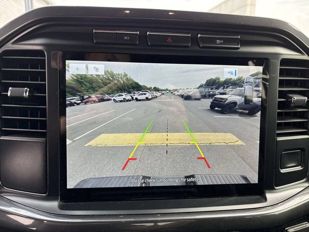 Used 2022 Black Ford XLT image 24