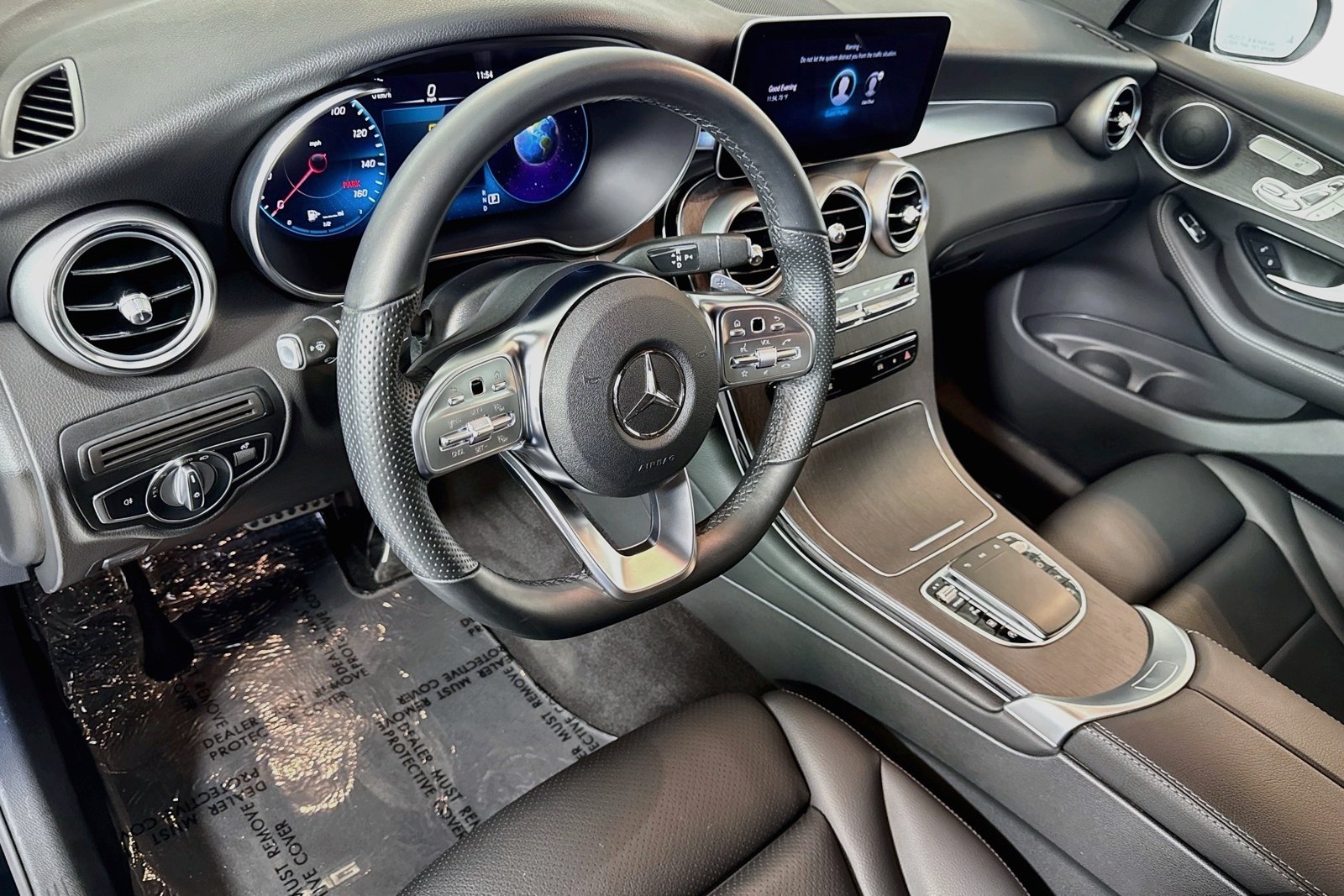 Certified Used 2022 Black Mercedes-Benz GLC 300 image 9