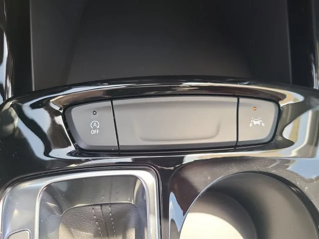 New 2026 Summit White Chevrolet LT image 32