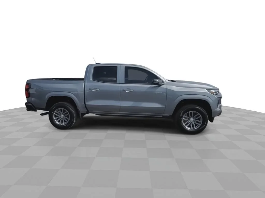 New 2026 Sterling Gray Metallic Chevrolet LT image 9