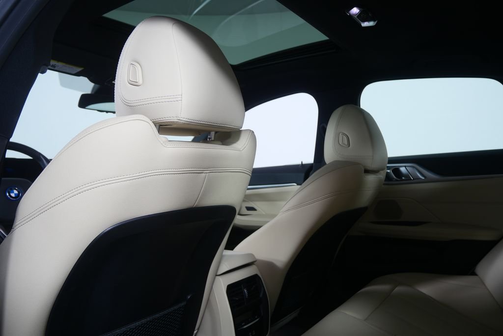 Certified Used 2023 Alpine White BMW eDrive35 image 16