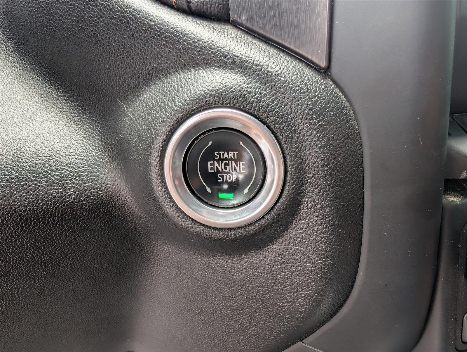 Used 2021 Onyx Black GMC AT4 image 19