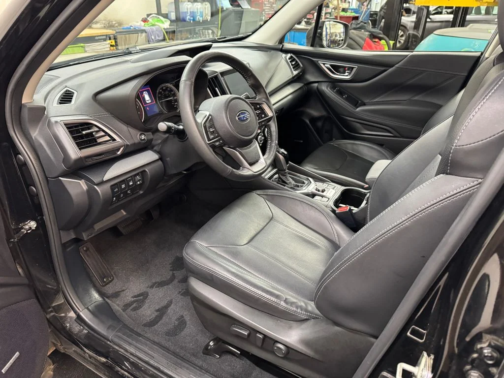 Used 2020 Black Subaru Limited image 13