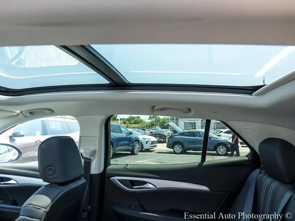 2026 Buick Envision Avenir - Photo 13