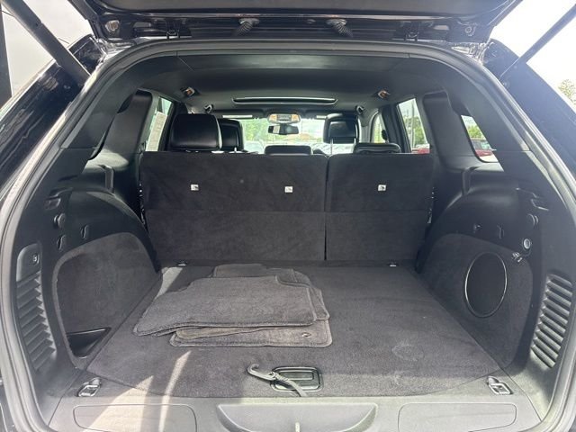 Used 2015 Black Jeep Altitude image 5