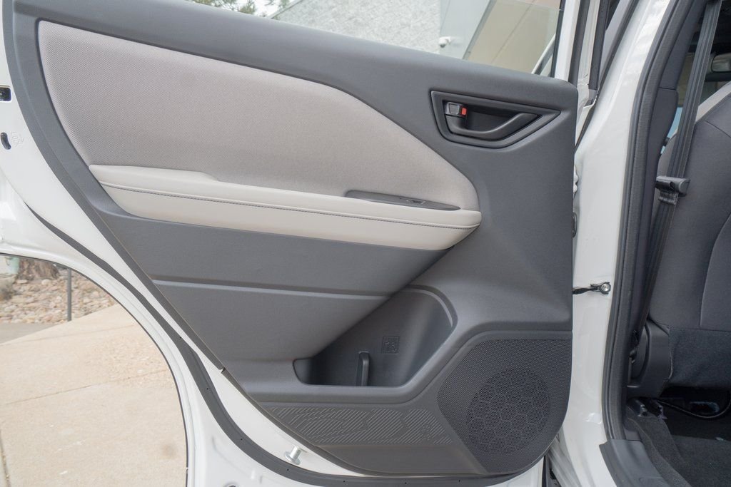 2026 Subaru Forester Base - Photo 16