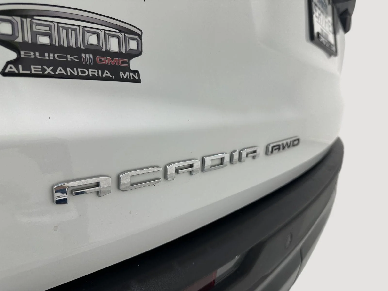 Used 2024 Summit White GMC AT4 image 31