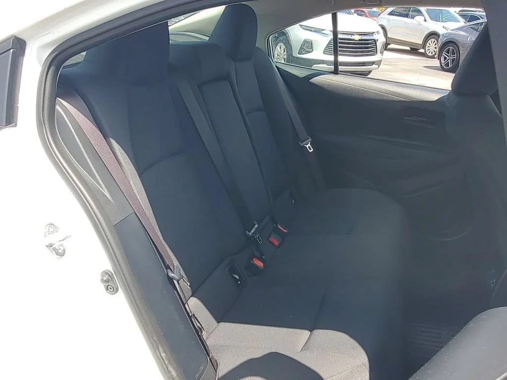 Used 2025 White Toyota LE image 26