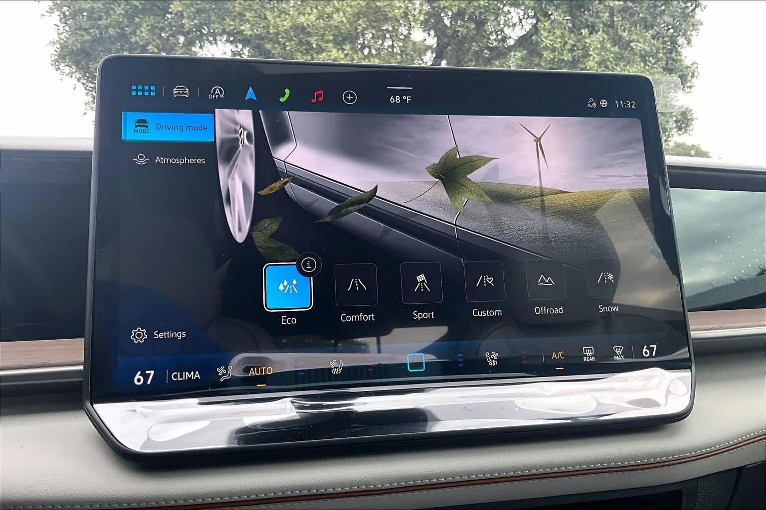 New 2027 Sacramento Gree Volkswagen SEL Premium R-Line image 18