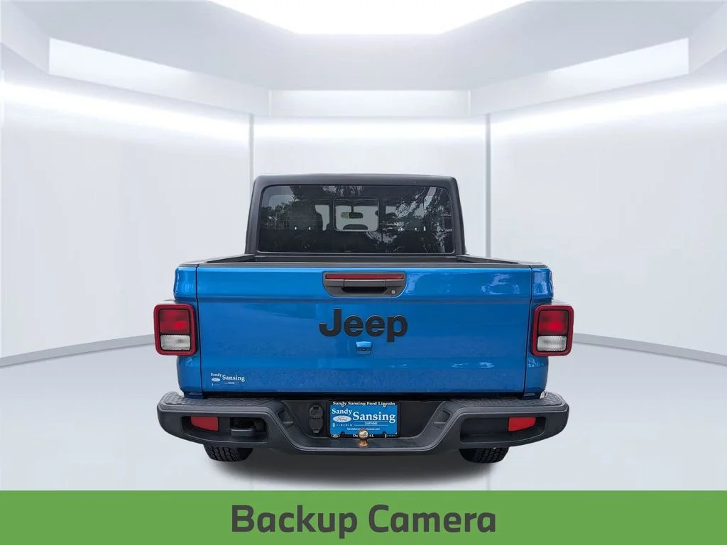 Used 2022 Blue Jeep Sport image 5