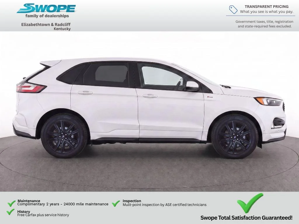 Used 2024 Star White Metallic Tri-Coat Ford ST-Line image 8