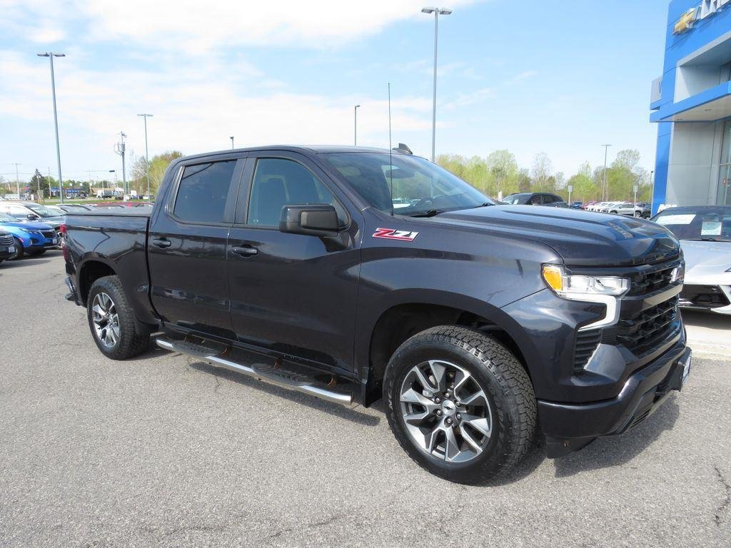 Used 2023 Ash Chevrolet RST image 4
