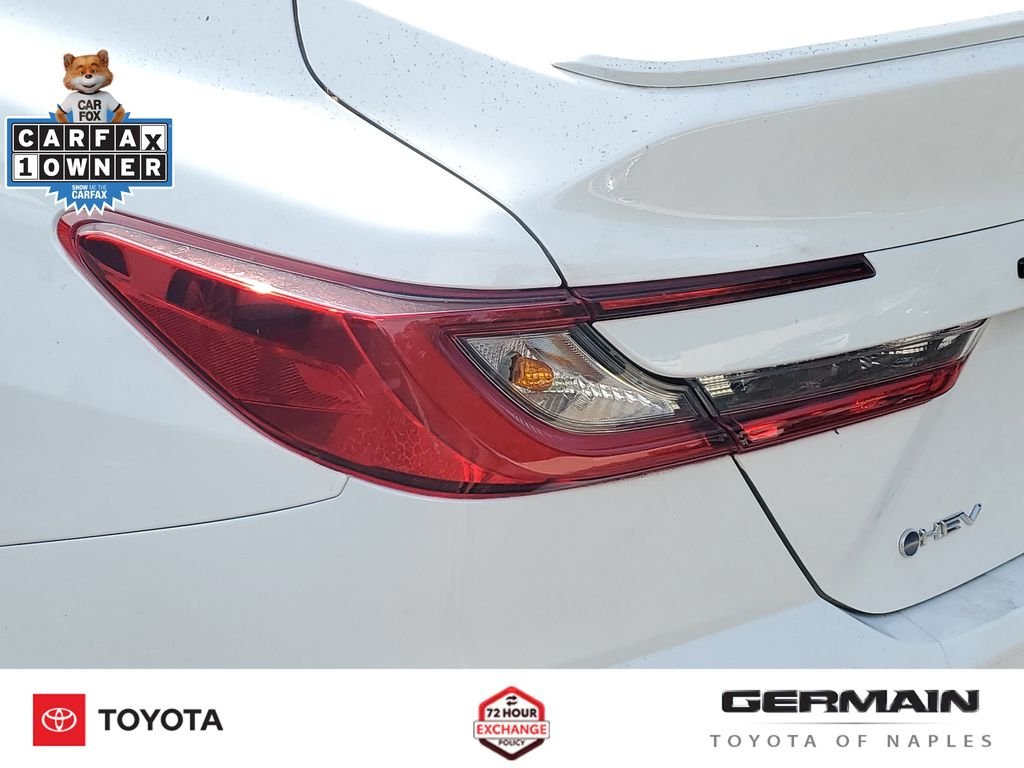Used 2025 White Toyota SE image 16