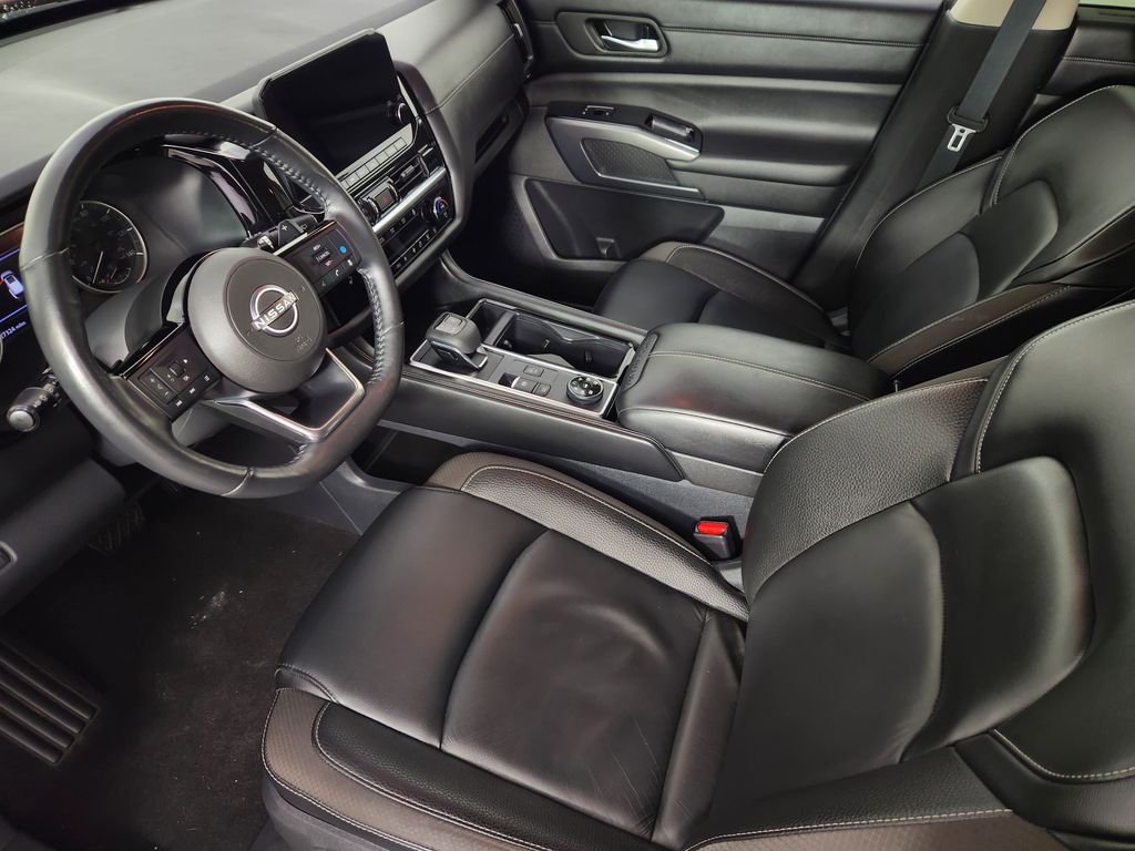 2023 Nissan Pathfinder SL - Photo 11