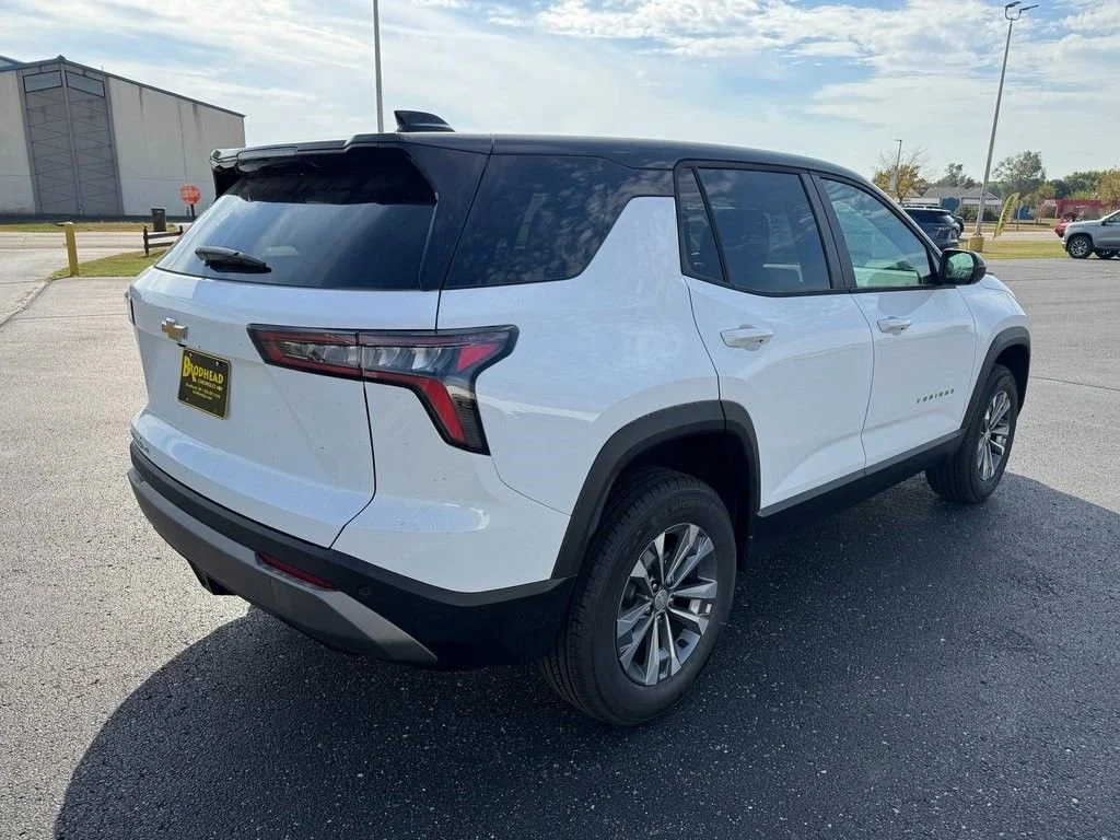 New 2026 Summit White Chevrolet LT image 5