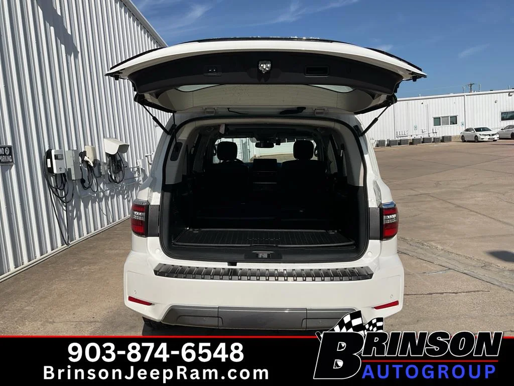 Used 2024 Aspen White Tricoat Nissan SL image 12