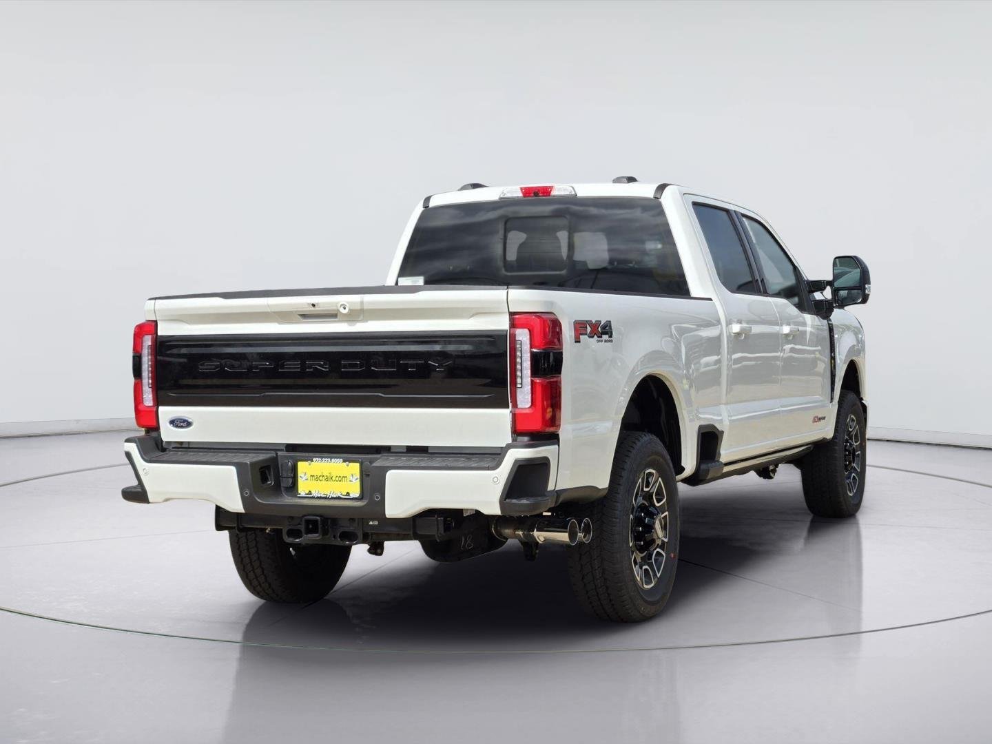 New 2026 Star White Metallic Tri-Coat Ford F-250® Platinum® image 4