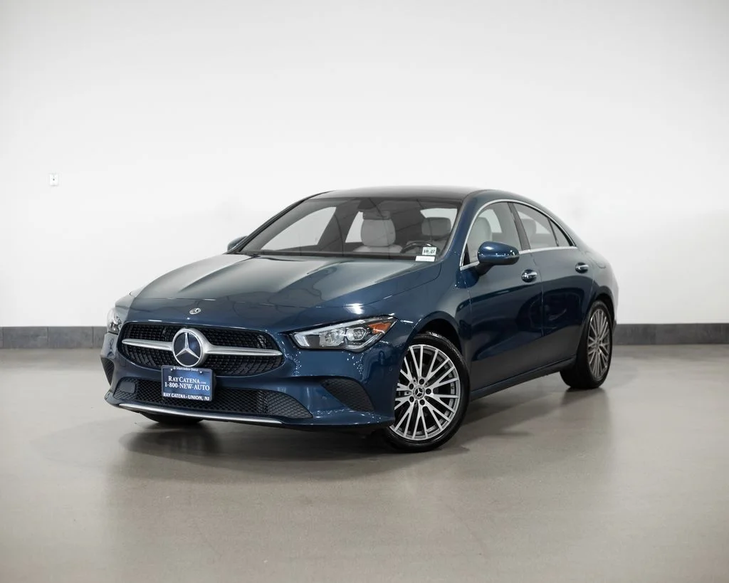 Certified Used 2023  Mercedes-Benz CLA 250 image 1