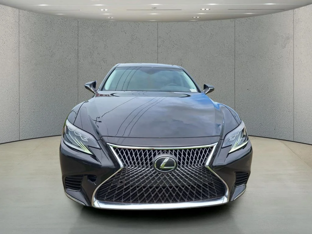 Used 2019 Black Lexus 500 Base image 8