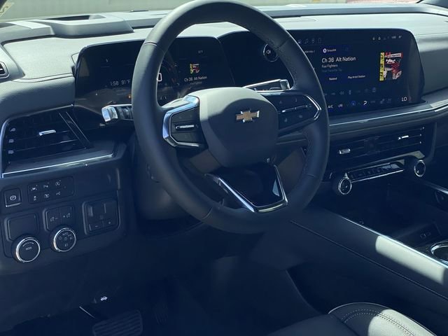 2026 Chevrolet Suburban Premier - Photo 18