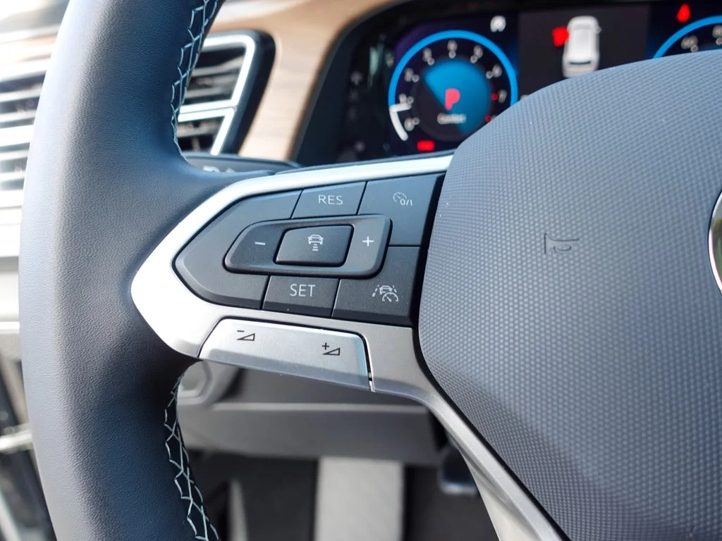 2026 Volkswagen Atlas SE w/Tech - Photo 13