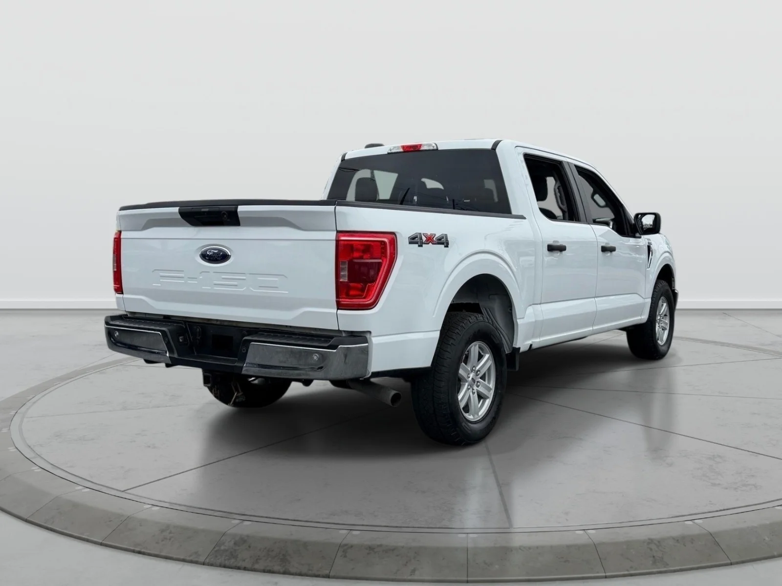2022 Ford F-150 XLT - Photo 7