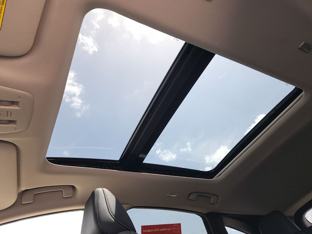 Certified Used 2025 White Nissan SL image 17