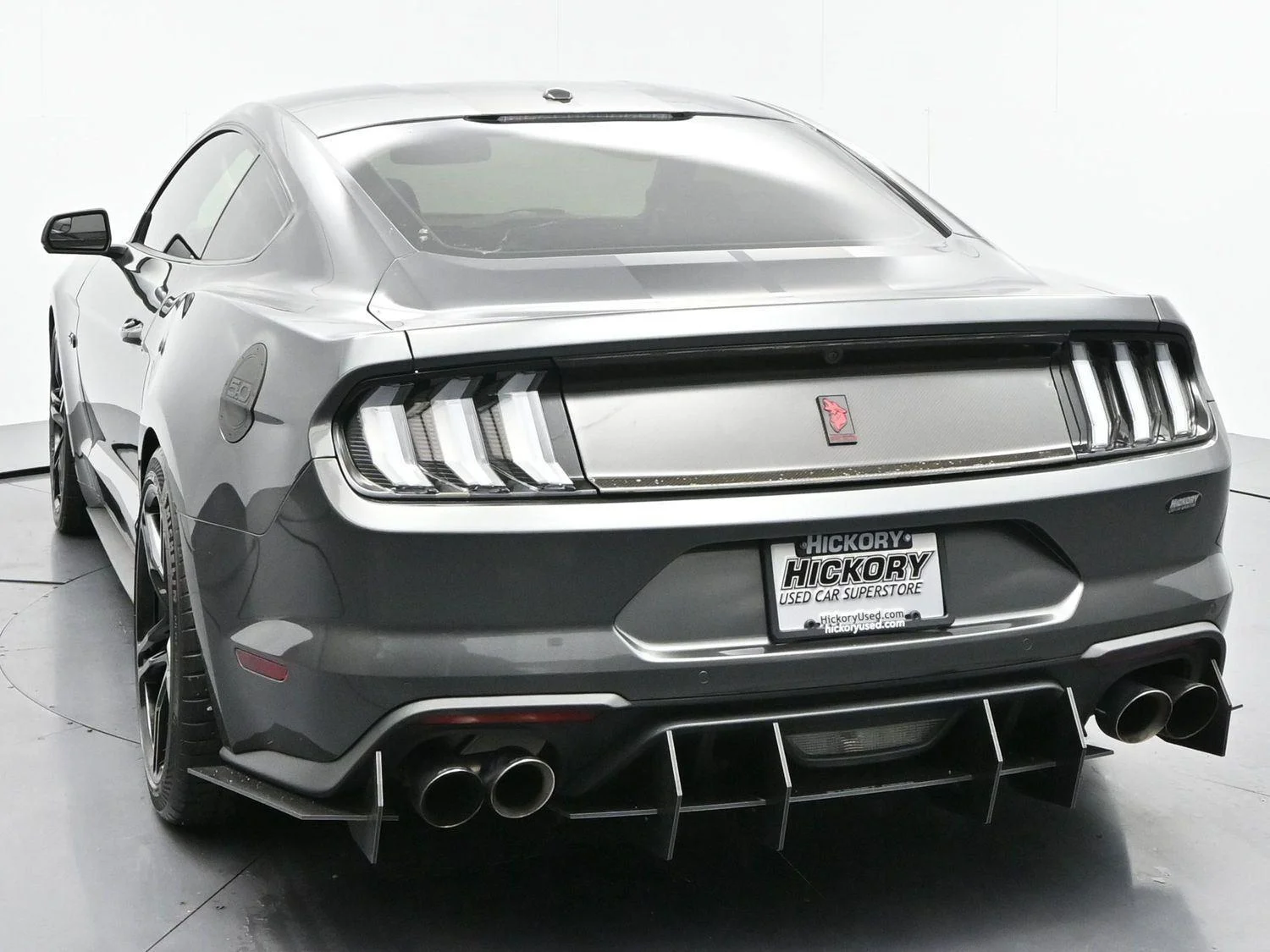 Used 2018 Magnetic Ford GT Premium image 6