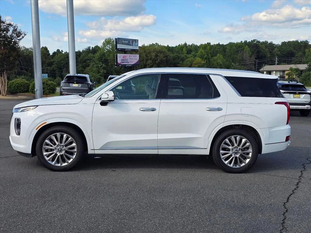 Used 2020 White Hyundai Limited image 23