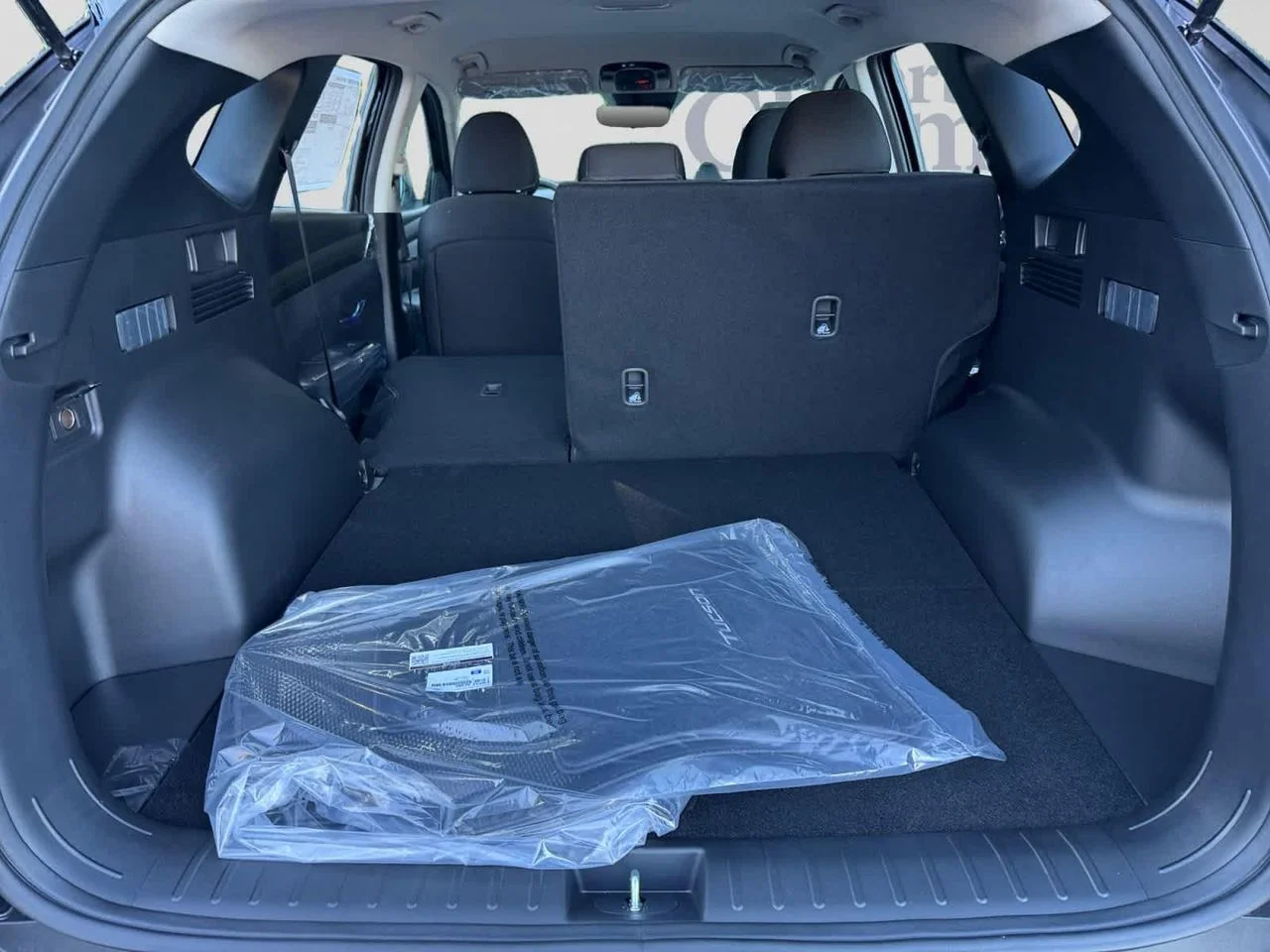 New 2026 Black Hyundai SE AWD image 4