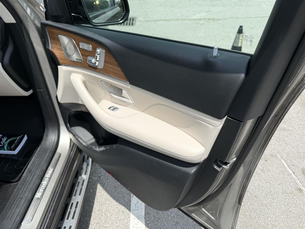 Certified Used 2022 Mojave Silver Metallic Mercedes-Benz GLS 450 image 6
