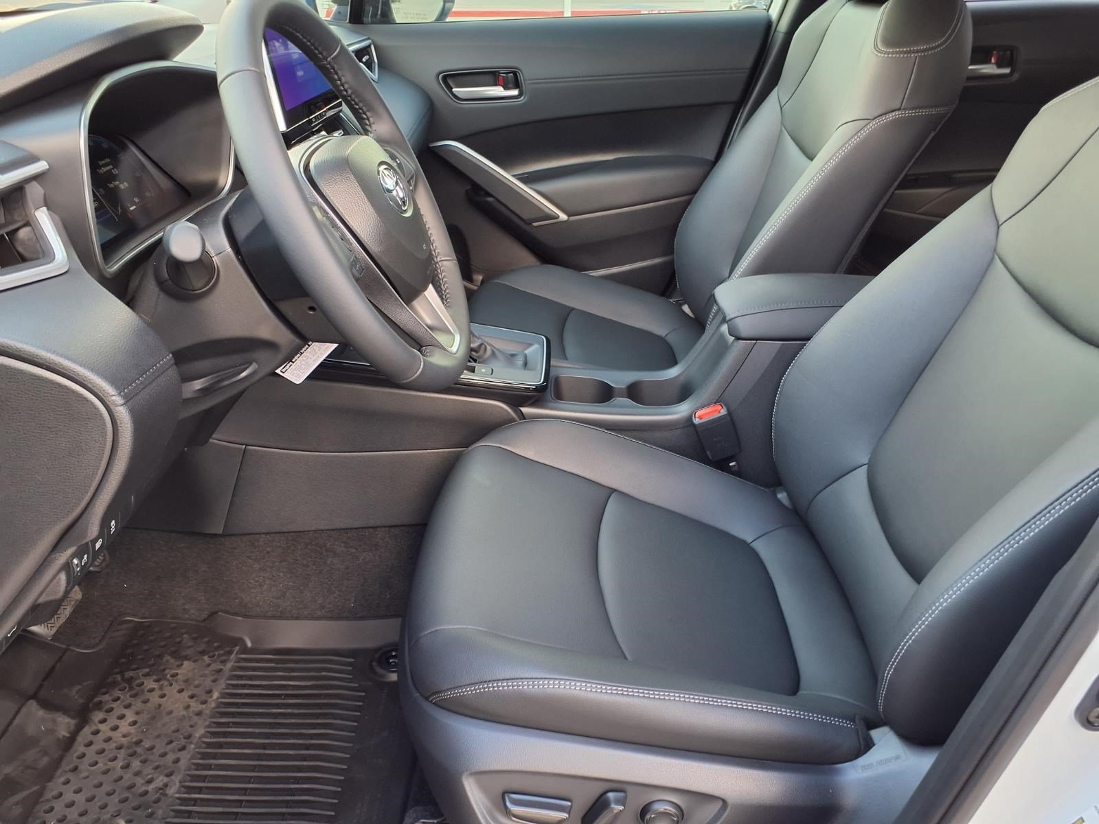 New 2026 Wind Chill Pearl Toyota XLE image 10
