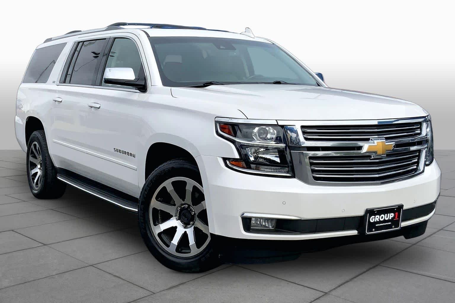 Used 2016 Iridescent Pearl Tricoat Chevrolet LTZ image 2