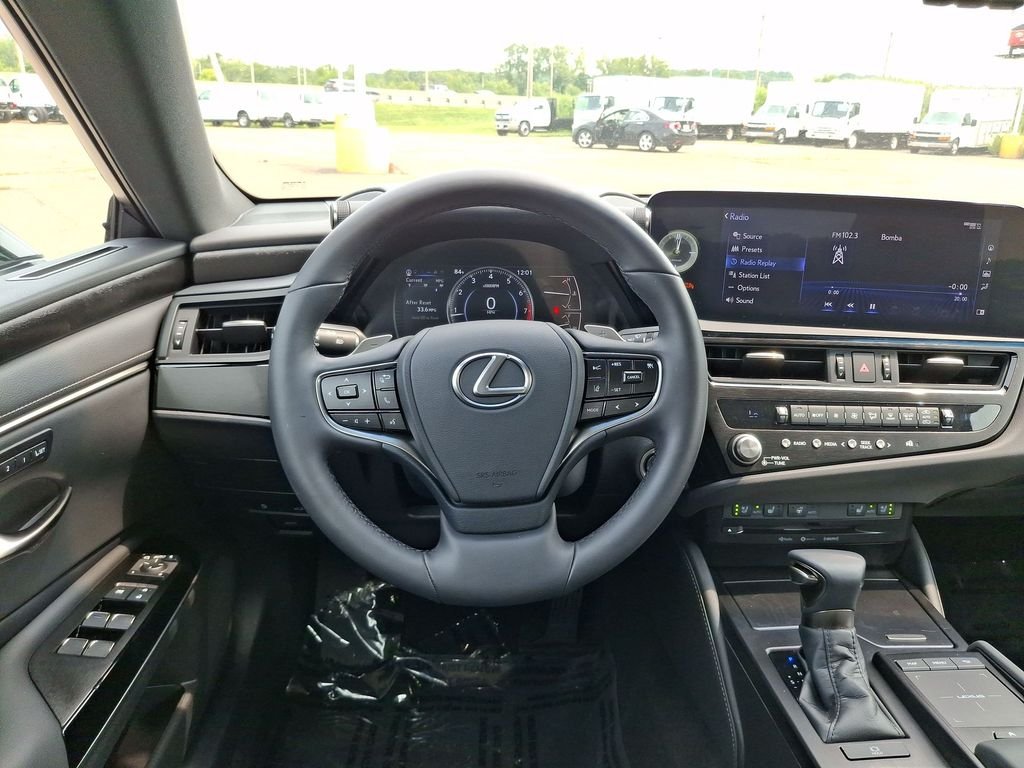 Certified Used 2022 EMINENT WHITE PEARL Lexus 250 image 11