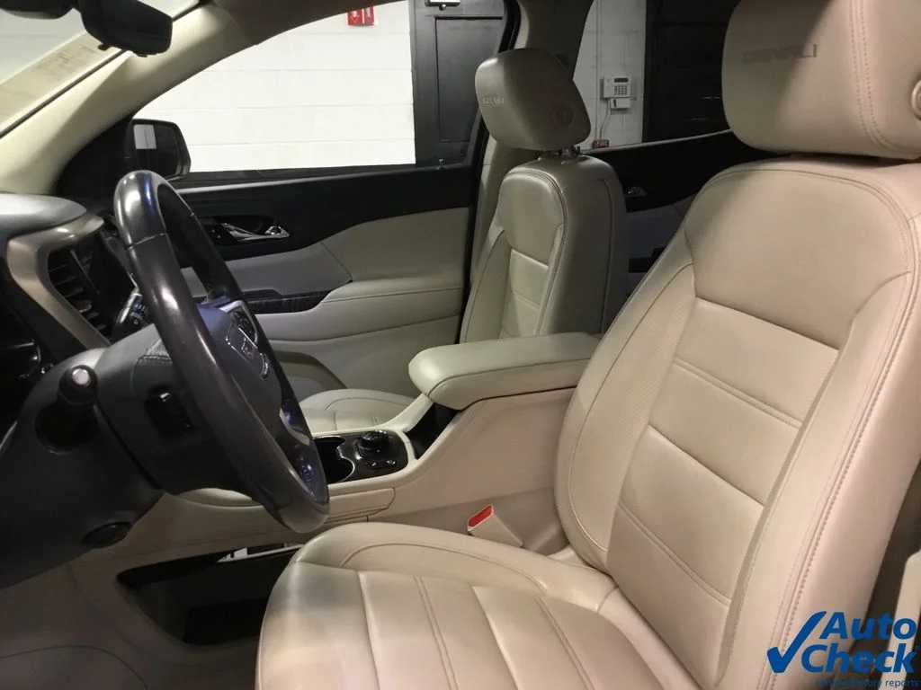 2020 GMC Acadia Denali - Photo 26