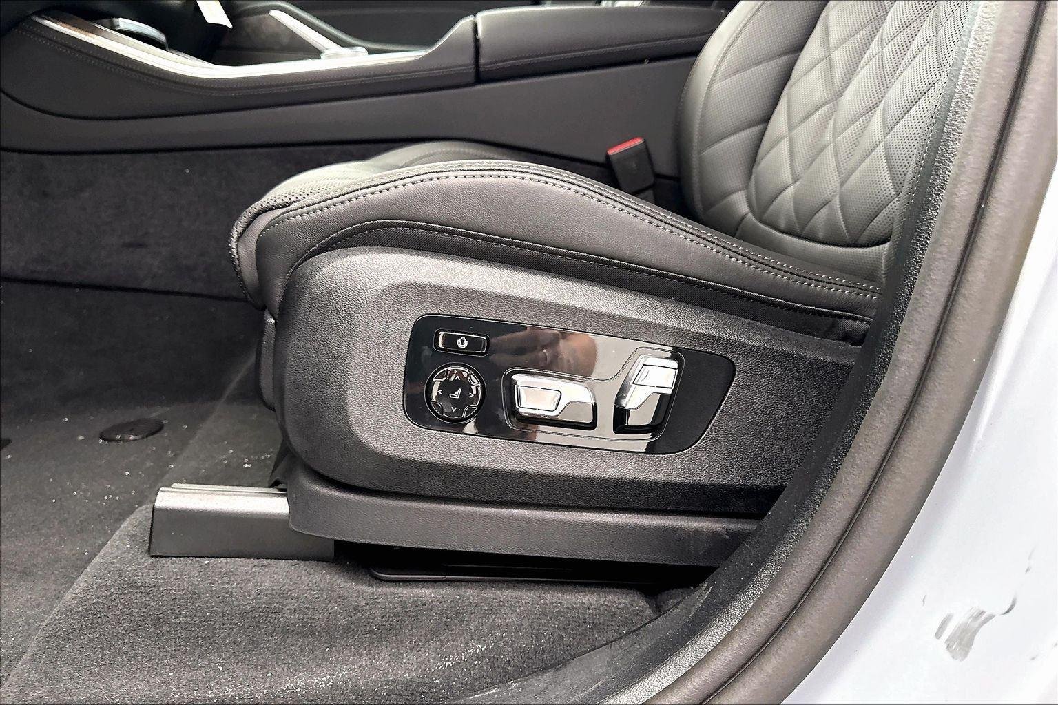 New 2026 Brooklyn Grey Metallic BMW xDrive50e image 26
