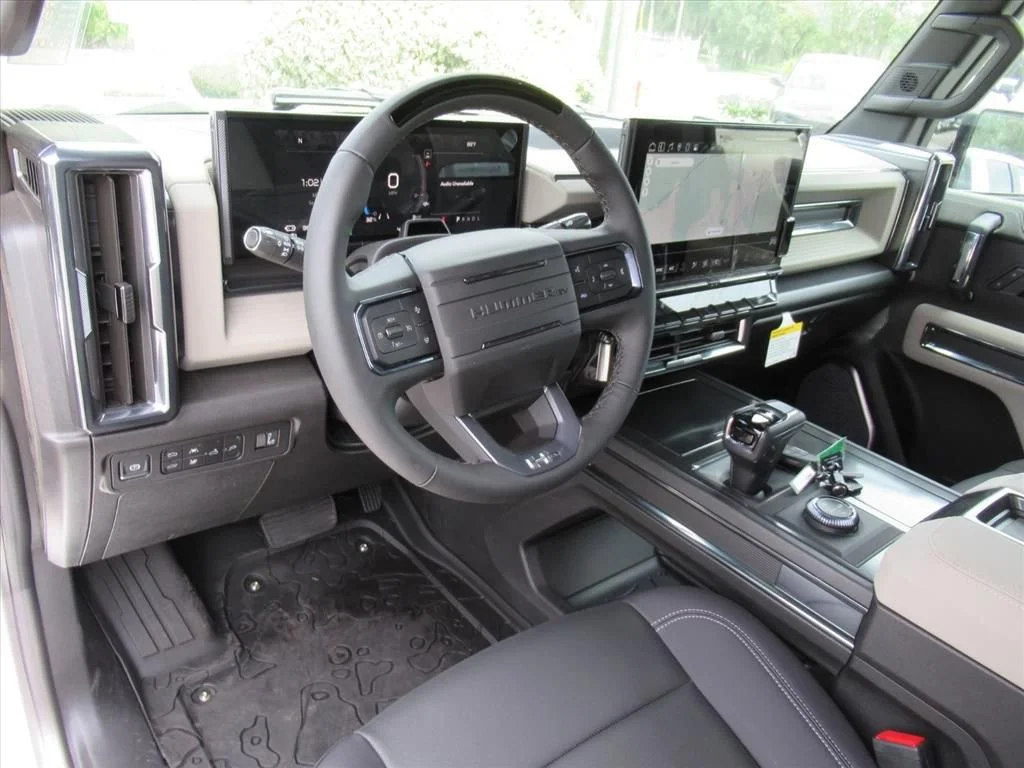 2026 GMC HUMMER EV 2X - Photo 15