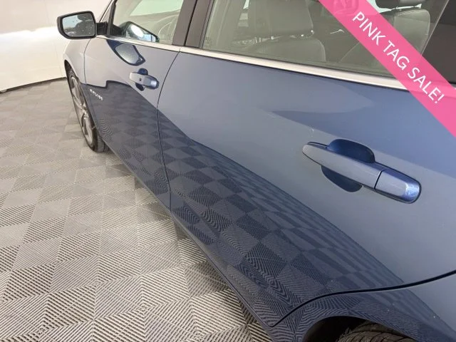 Used 2024 Blue Chevrolet LT image 9