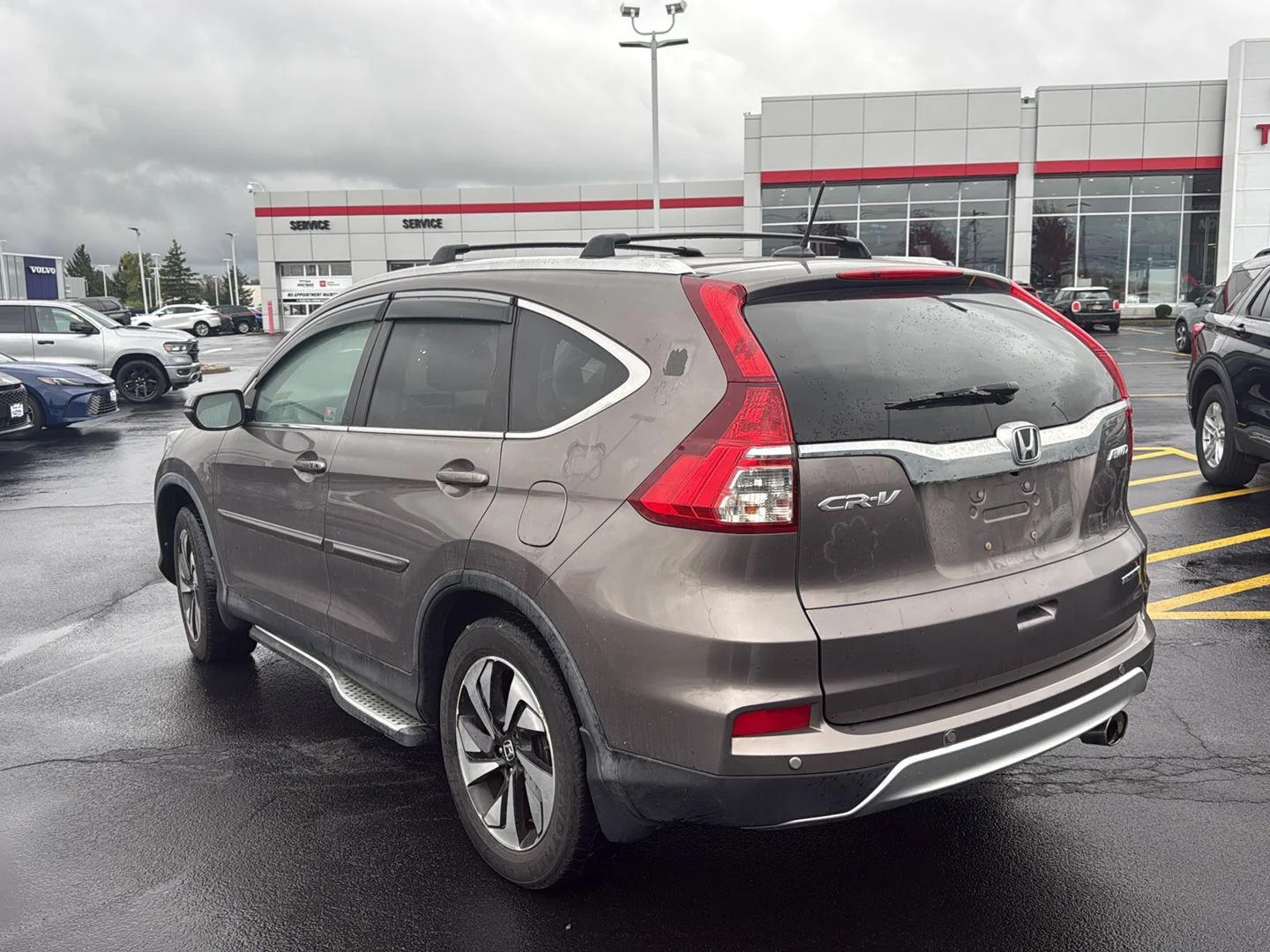 Used 2015  Honda Touring image 5