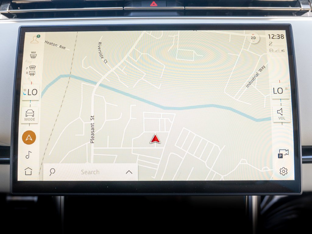 2025 Land Rover Range Rover SE - Photo 30