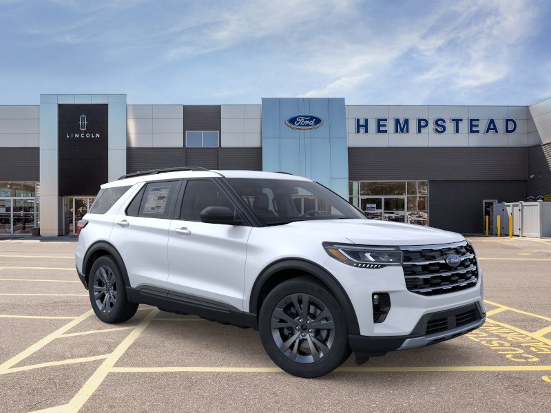 New 2026 Star White Metallic Tri-Coat Ford Active image 7