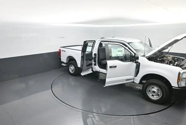 New 2026 Oxford White Ford F-350® XL image 27