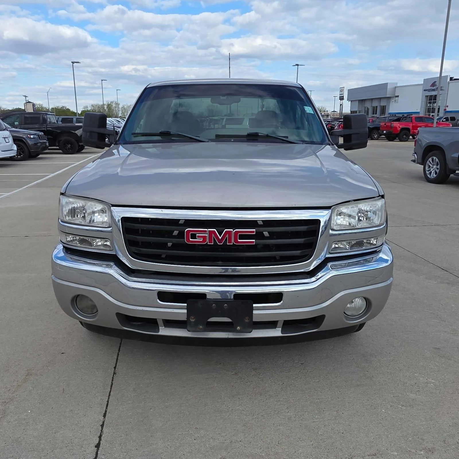 Used 2005 GMC Sierra 1500 SLE with VIN 1GTEK19Z35Z314932 for sale in Charles City, IA