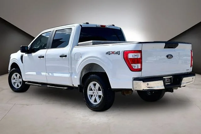Used 2023 White Ford XL image 4