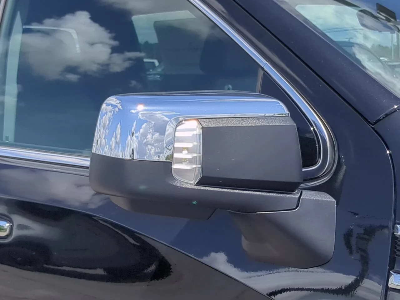 2026 GMC Sierra 1500 Denali - Photo 11