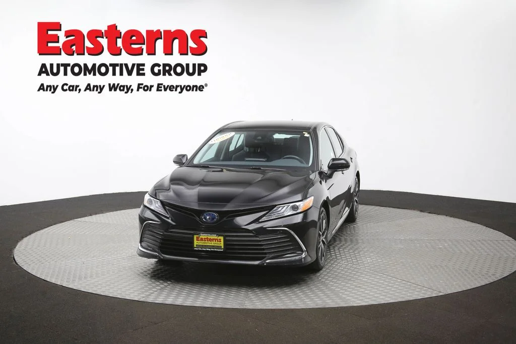 Used 2022 Black Toyota XLE image 53