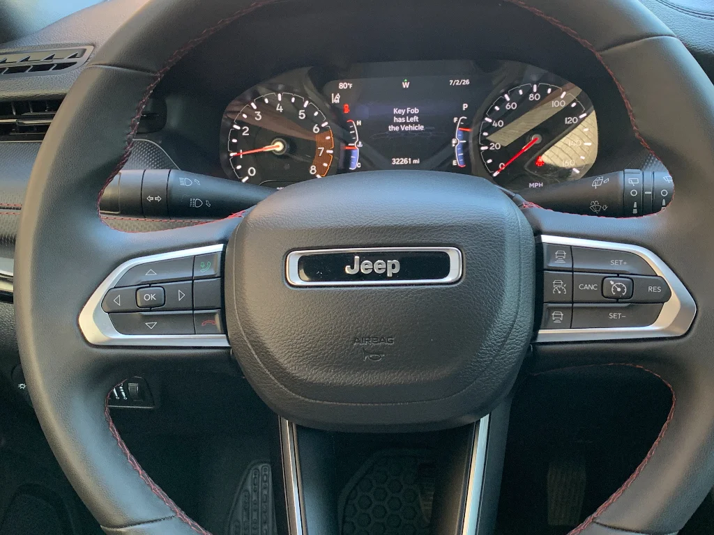 Used 2025 Bright White Clearcoat Jeep Trailhawk image 11