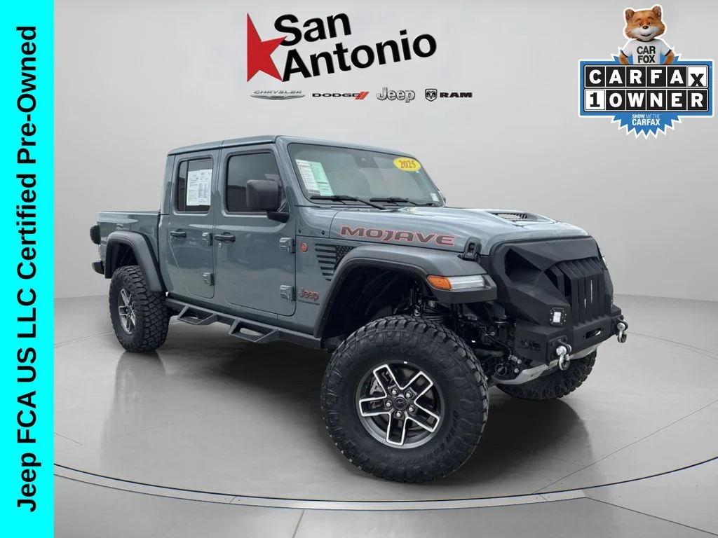 2025 Jeep Gladiator Mojave Auto's photo